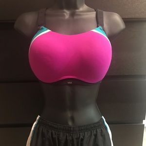 VICTORIA SECRET VSX SPORTS BRA